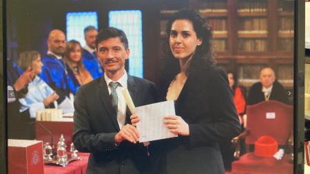 Image La alumna Dª Andrea Fernández García recibe el Premio Fin de Grado en...